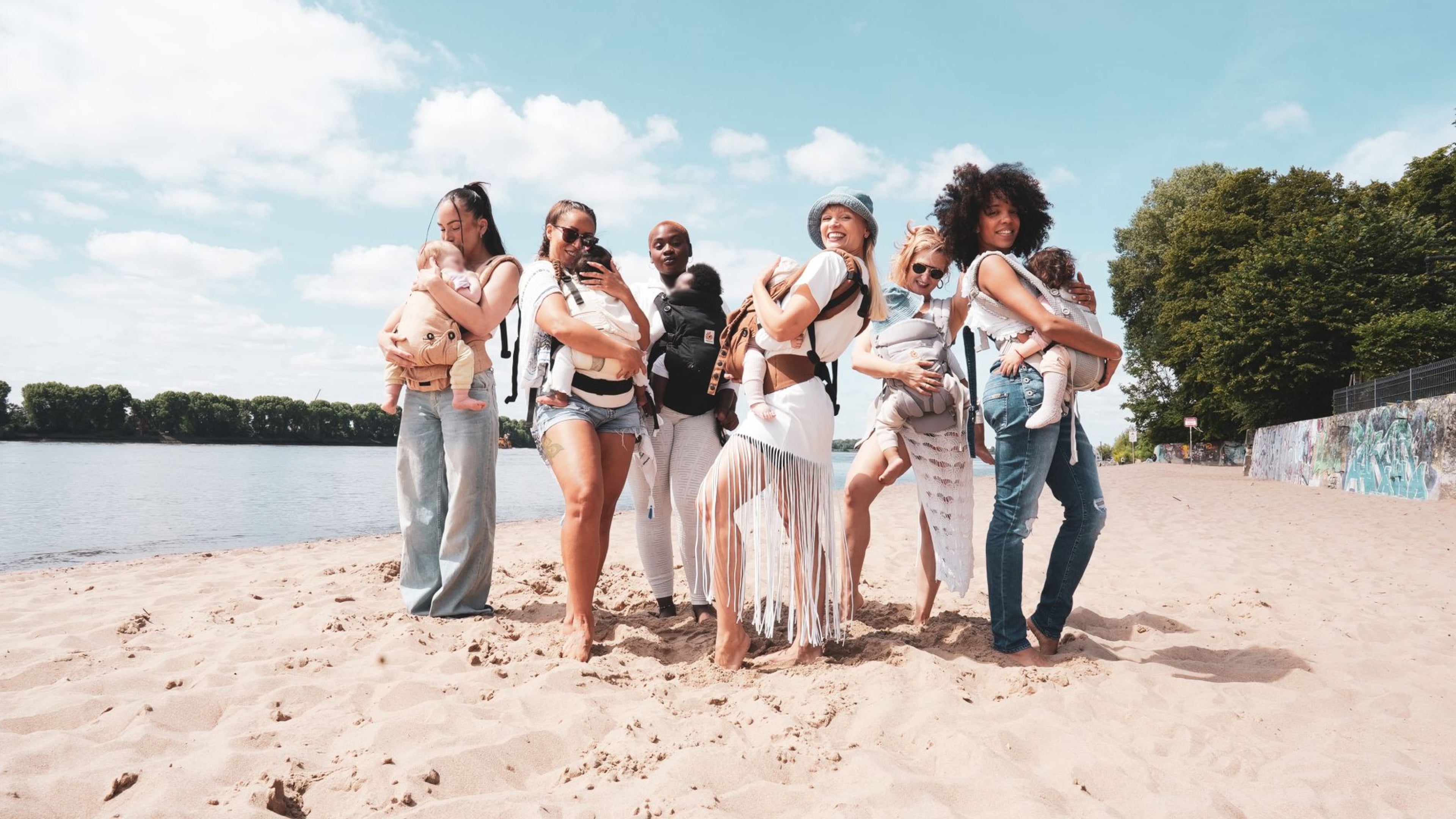 Mom Jam | Online Baby Carrier Dance Program by Maike Mohr